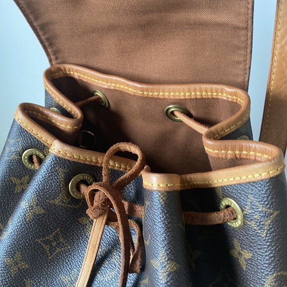 ⭐️SOLD on IG⭐️Louis Vuitton Montsouris MM - Picture 5 of 13